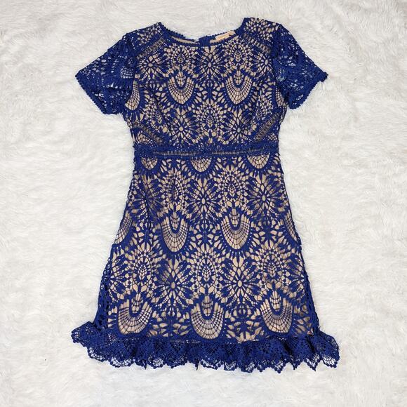 Hidden Label Short Sleeve Lace Shift Dress Blue Size M - Picture 15 of 16